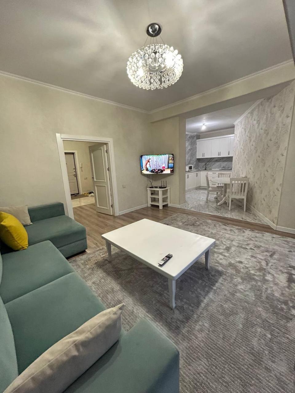 Ecohouse Lägenhet Bishkek Exteriör bild